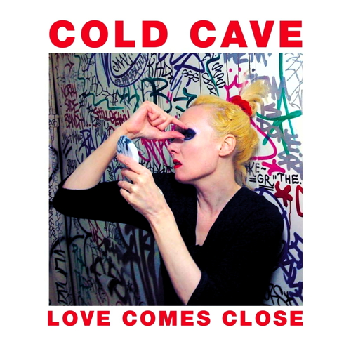 Pochette de Love Comes Close