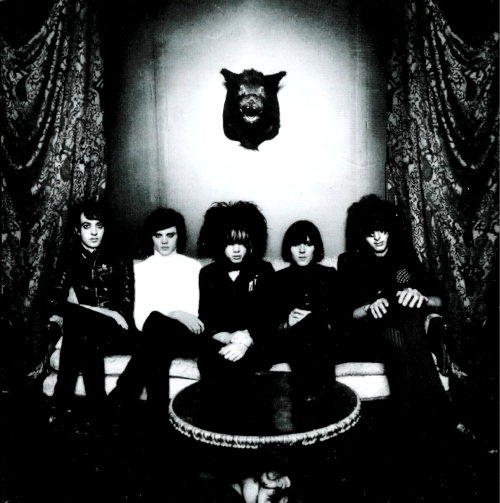 Pochette de Strange House