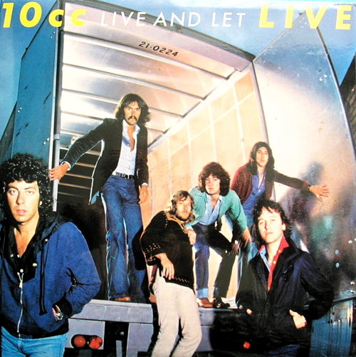 Pochette de Live And Let Live