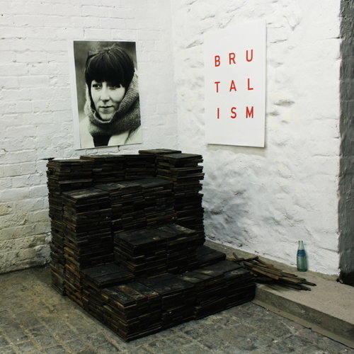 Pochette de Brutalism
