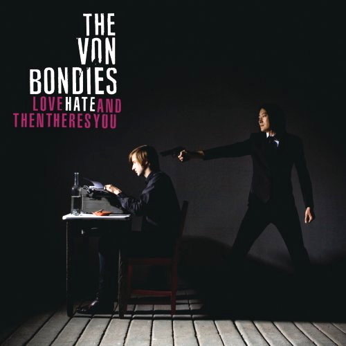 Pochette de Love, Hate And Then There's You